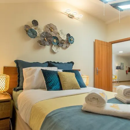 Republica Square By Hosts