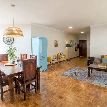 Republica Square By Hosts Appartement *