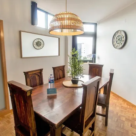 Republica Square By Hosts Appartement *