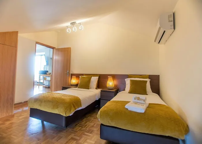 Republica Square By Hosts بورتو