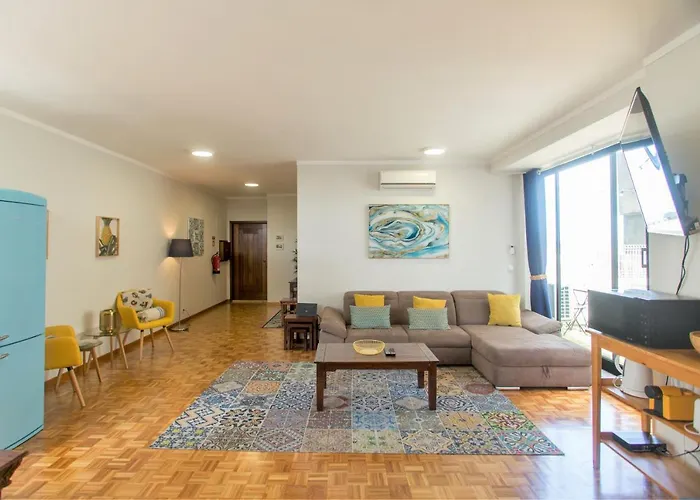 Apartament Republica Square By Hosts